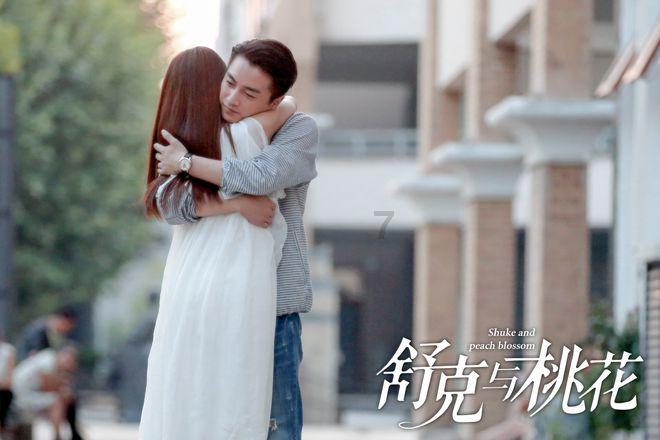 男朋友情人节没送礼物给我，是他不爱我了吗游戏画面